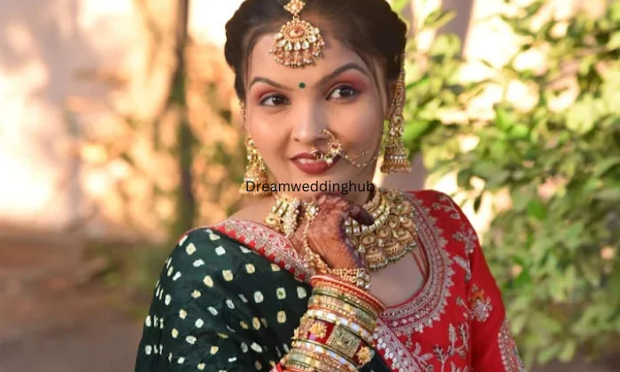 Anita Bridel  Studio